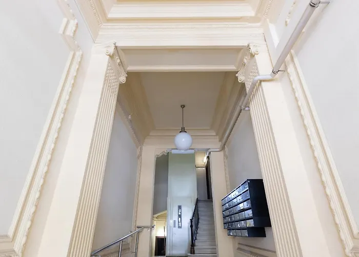 ApartEasy - Central Studio